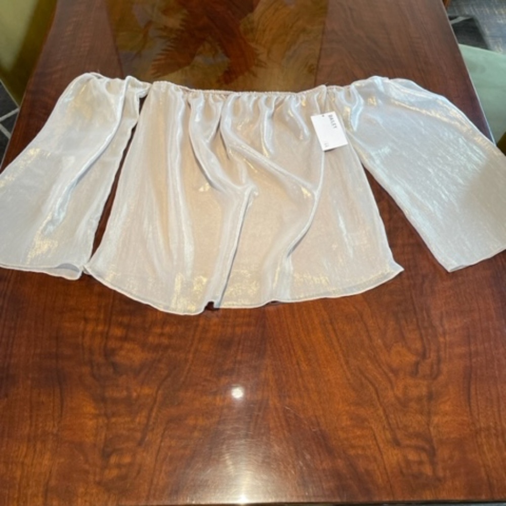 bailey 44 out take top size large gold